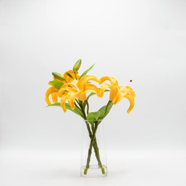 FLORERO LIRIOS AMARILLOS